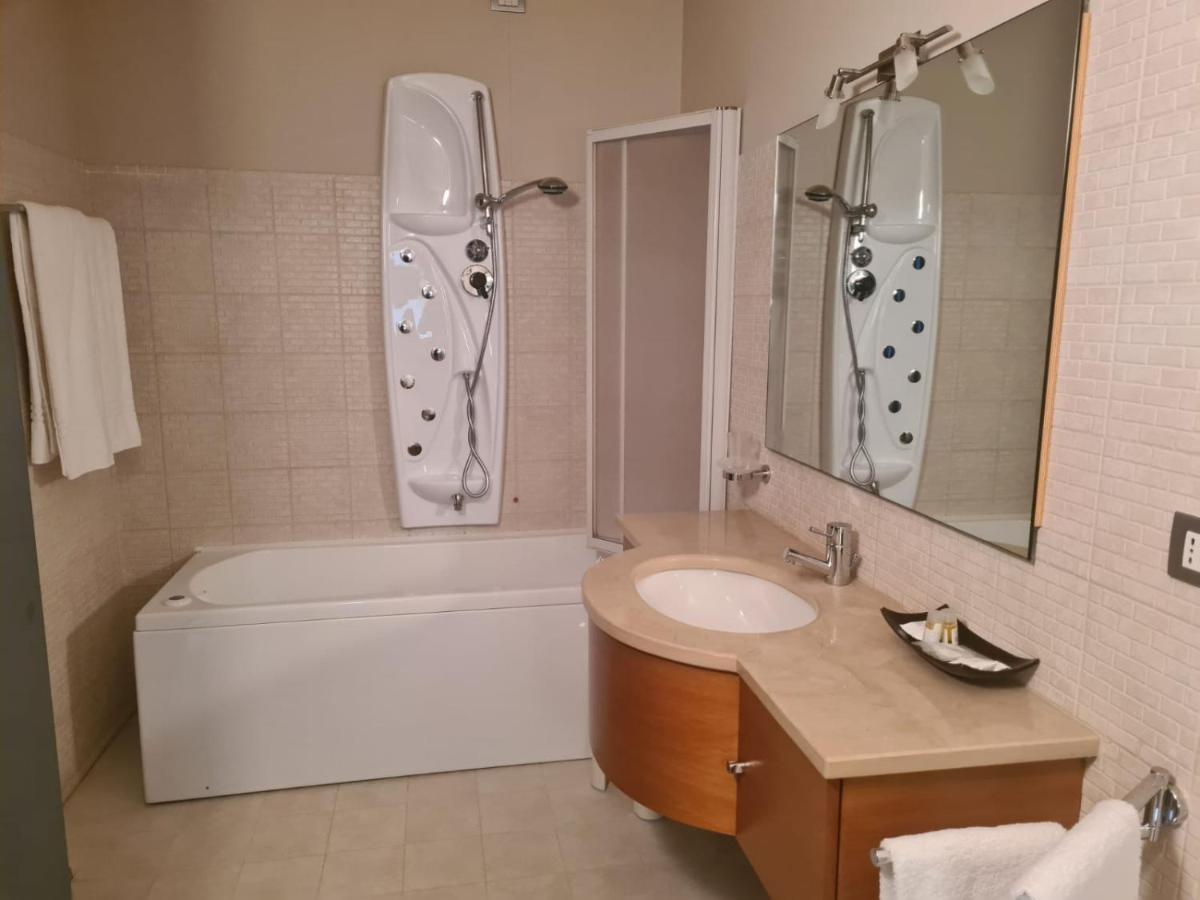 كونفيرسانو Stella Charming & Luxury Rooms المظهر الخارجي الصورة